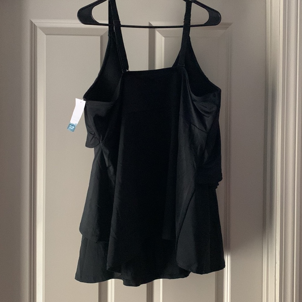 Swim by Cacique lightly lined no-wire bathing suit tankini in black - top only. - Picture 3 of 3